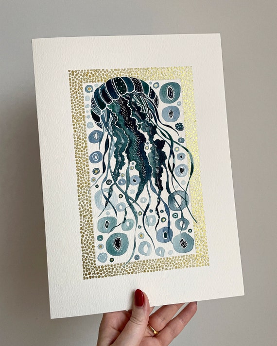 黄金のクラゲのジクレー版画：手描きのA4水彩画「海のアート」 - Etsy 日本