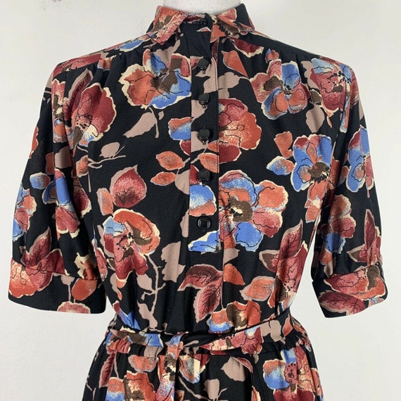 Vintage Handmade Dress Floral Fit Flare Button To… - image 4