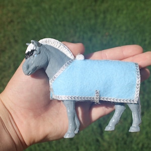 Schleich Custom HORSE & BLANKET