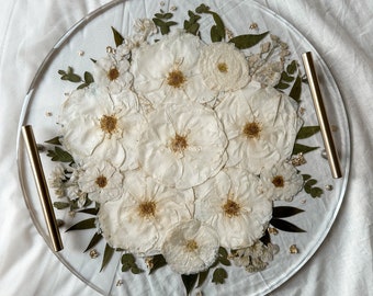 Circle Tray Flower Preservation | Bridal Bouquet Preservation | Resin Floral Tray | Bridal Gift | Wedding Gift | Resin Bouquet Preservation