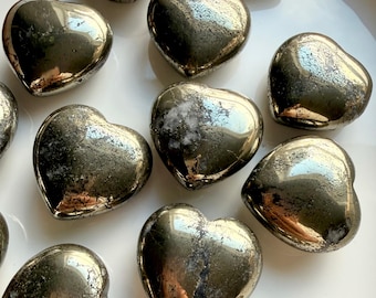 Pyrite Heart Carving – Solar Plexus Chakra Crystal for Abundance, Meditation Stones