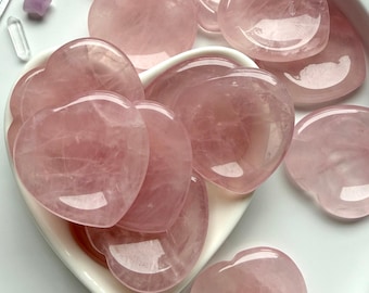 Rose Quartz Heart Worry Stone – Thumb Stone Crystal for Love, Emotional Healing & Heart Chakra Balance