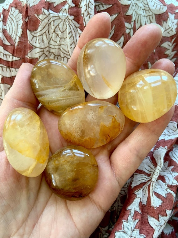 Golden Healer Quartz Palm Stone – Meditation Crystal for Healing, Confidence & Solar Plexus Energy