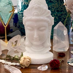 White Jade Quan Yin Statue, Divine Feminine Crystal Goddess Carving, Metaphysical Altar Decor