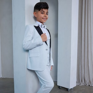Boy's 4-Pieces White Slim Fit Glitter Tuxedo perfect for Weddings, Parties, and other Milestones
