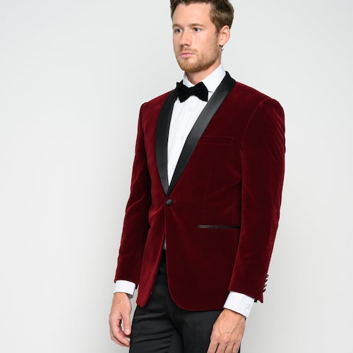 Statement Men's Sapphire Velvet Shawl Lapel Tuxedo with Velvet Vest main image 0