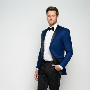 Men's Royal Blue 2-Piece Slim Fit Shawl Lapel Tuxedo perfect for Weddings, Grooms, Groomsmen, Prom, and Formal Occasions