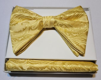 Men&#39;s Long Gold Paisley Satin Bow Tie and Hanky Set