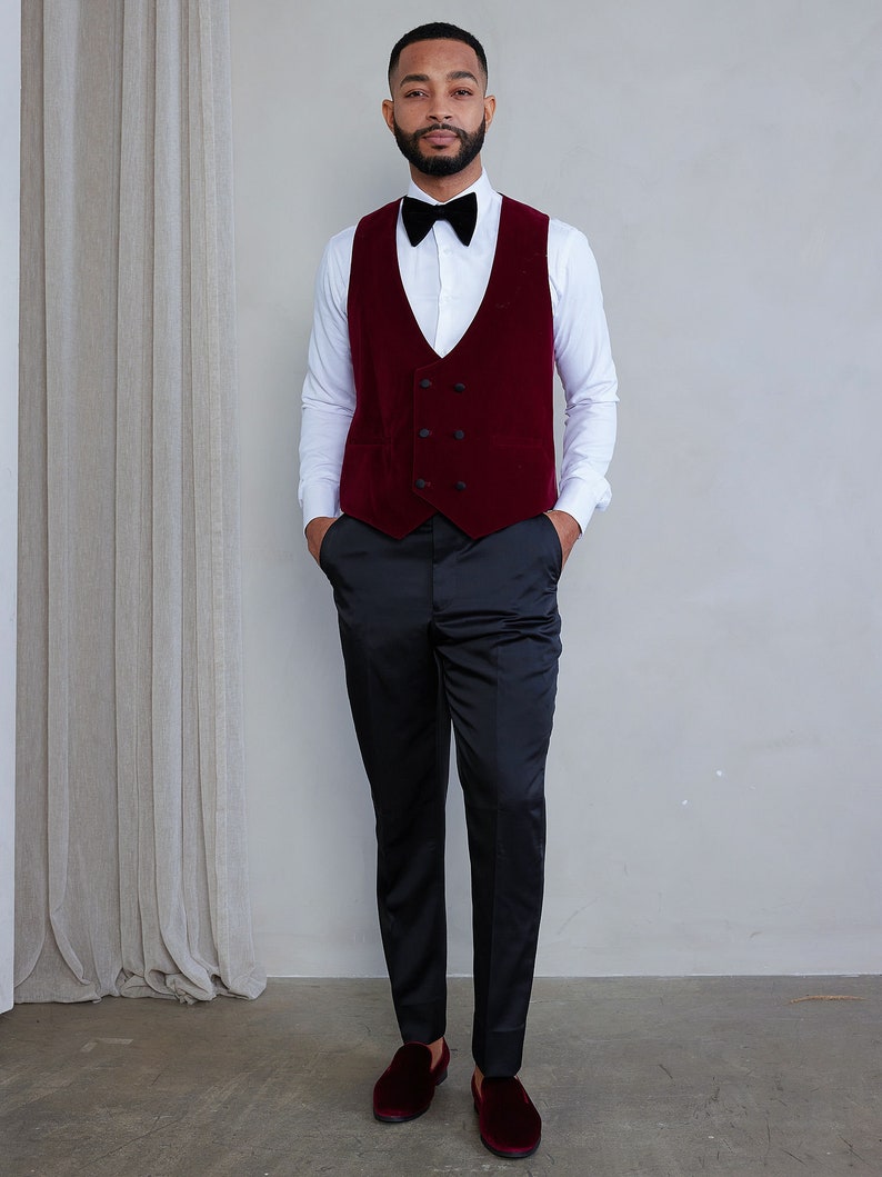 Mens Slim Fit 3-Piece Burgundy Shawl Lapel Velvet Tuxedo image 4