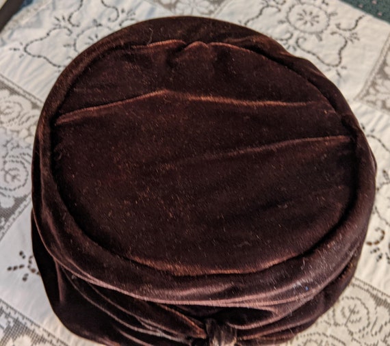 Vintage Rich Brown Velvet Bucket-Cloche Hat by Cl… - image 5