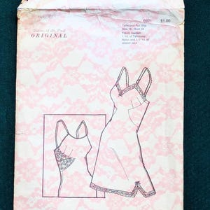 1969 "Dolores of St Paul Original" full slip pattern #6921