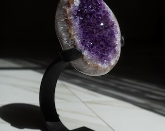 Cristal de amatista de Zambia: “El huevo del yo sagrado”