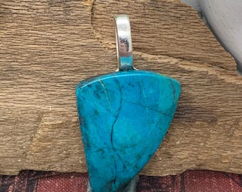 Pendentif en plaqué argent shattuckite