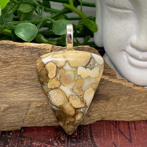Flower Agate Pendant