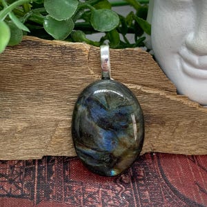 Spectrolite Silver Plated Pendant