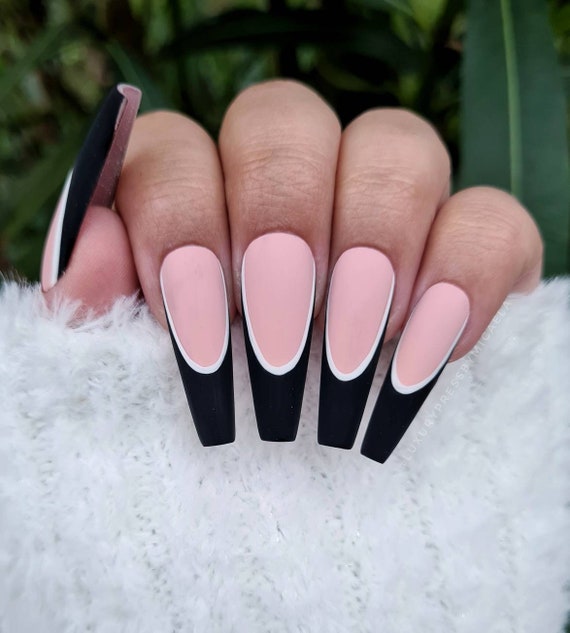 Black Matt French Nails | Black gold nails, French nail designs, Matte  black nails
