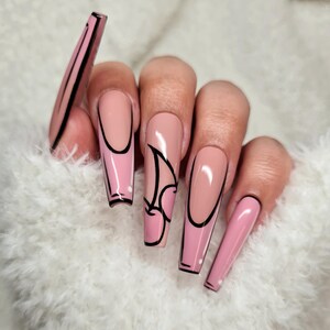 Comic Outline Press On Nägel - 3D Pop Art Langer Sarg Pink