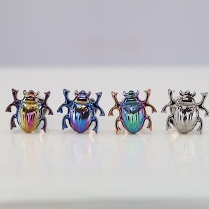 Titanium ASTM F136 (in136) Beetle, Bug, Scarab internally threaded 1.2mm (16ga) suitable for helix, conch. cartilage, medusa, flat, tragus