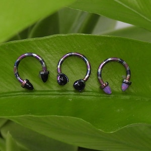 Titanium ASTM F136 Anodised &quot;Bewitched&quot; Horseshoe with Agate or Opal 1.2-1.6mm (16ga-14ga)  Septum, Conch, Helix, Eyebrow, Tragus, Daith