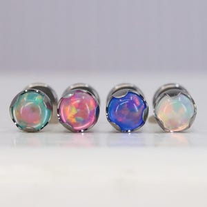 Titanium ASTM F136 (in76) Jelly Opal internally threaded 1.2mm (16ga) suitable for medusa, conch, tragus, helix, cartilage, flat etc