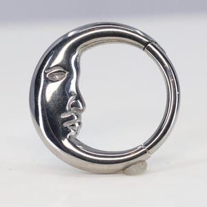 Titanium ASTM ASTM (cl57)Moon, Lunar Clicker, hinged hoop 1.2mm (16ga) suitable for helix, conch, cartilage, tragus, lobe etc