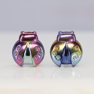 Titanium ASTM F136 (in248) Ladybird, Bug internally threaded 1.2mm (16ga) suitable for helix, cartilage, conch, tragus, lobe etc