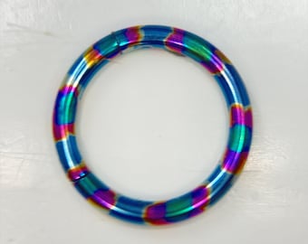 Titanium ASTM F136 Anodised &quot;Merfolk&quot; Clicker 0.8mm-1.6mm (20ga-14ga) Suitable for Septum, Eyebrow, Daith, Rook, Conch, Cartilage, Helix