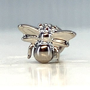 Titanium ASTM F136 (in05) Bee, Beetle, Flying Bug internally threaded 1.2mm (16ga) suitable for tragus, conch, helix, cartilage, medusa etc