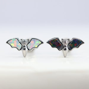 Titanium ASTM F136 (in216) Fire Opal set Bat internally threaded 1.2mm (16ga) suitable for tragus, helix, cartilage, conch, lobe, flat etc