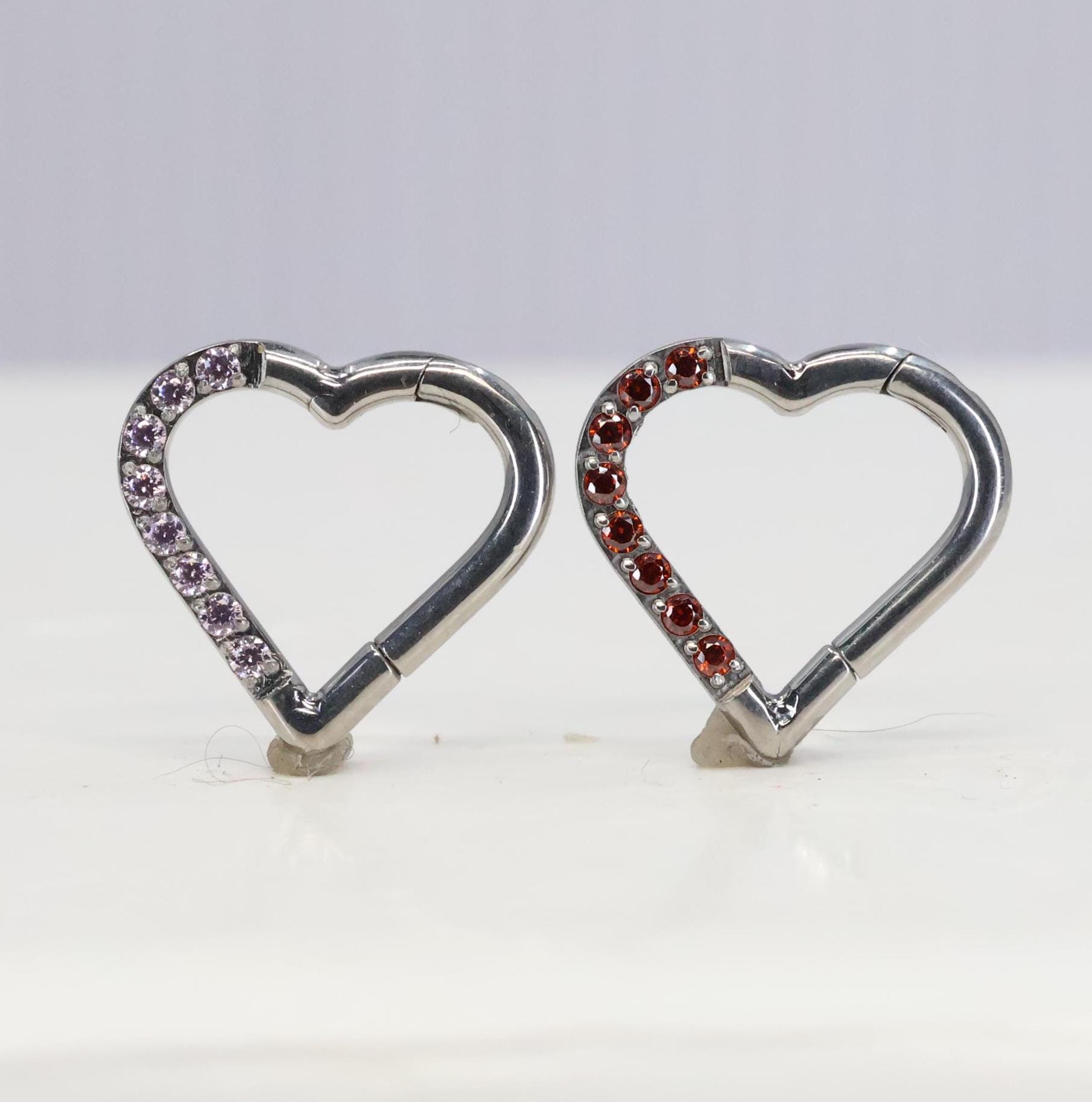 Titanium ASTM F136 (cl107) Zirconia Heart Clicker 1.2mm (16ga