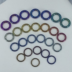 Titan ASTM F136 Anodized Clicker Hoop 0.8-1.6mm (20ga-14ga) geeignet für Septum, Augenbraue, Muschel, Nasenloch, Daith, Turm, Knorpel etc