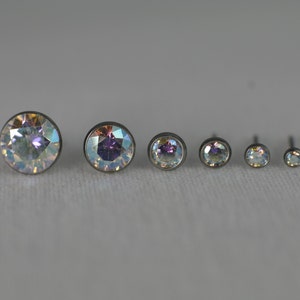 Titanium ASTM F136 (tl03) CZ Bezel Fit Threadless Push Pin 14g-20g 1.6-0.8mm Suitable for Conch, Tragus, Helix, Medusa, Labret, ect