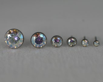 Titanium ASTM F136 (tl03) CZ Bezel Fit Threadless Push Pin 14g-20g 1.6-0.8mm Suitable for Conch, Tragus, Helix, Medusa, Labret, ect