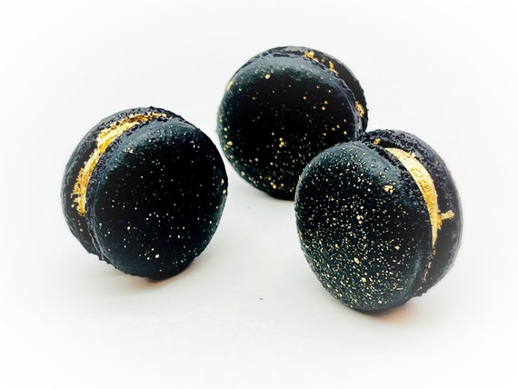 人気満点 Luxe Mac | Black Macaron With Gold Splatter | Available in 6 トップス