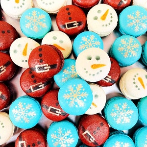 Christmas French Macaron Set | Available in 12 and 24 Pack.