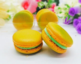 6 Pack Mango French Macarons | Perfect for your next celebratory events.