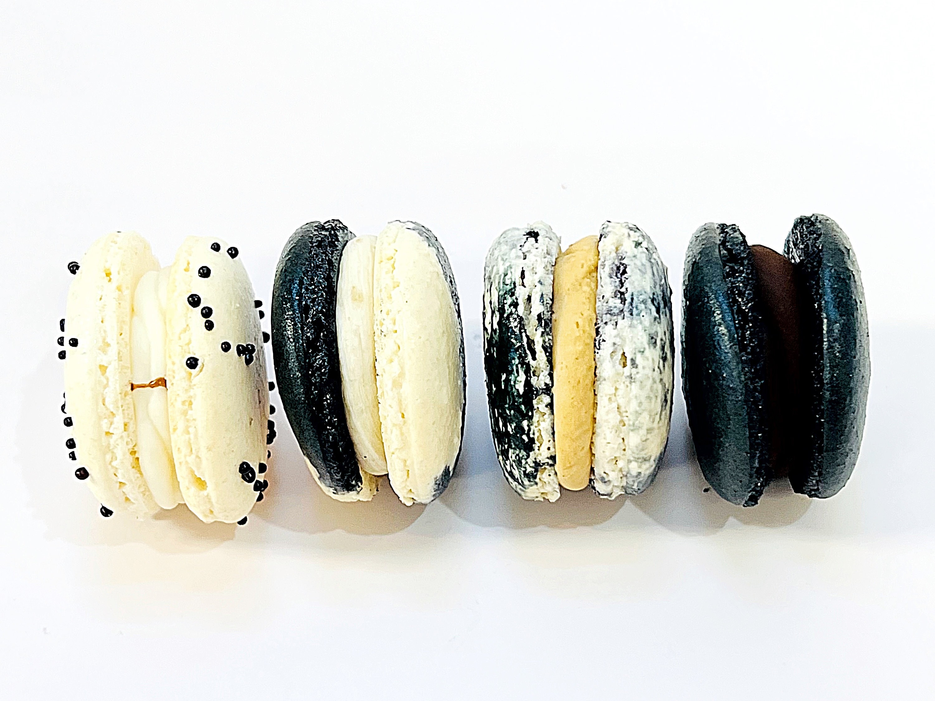 Black & White French Macarons: Thai Coffee, Grass Jelly, Chocolate