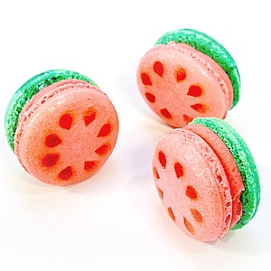 Straw-Melon Macarons | Ideal for celebratory events.