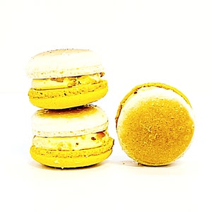 Pecan Crème Brûlée Vegan Macarons | Available in 4 & 12