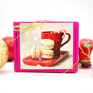 Christmas 6 Pack Macaron Gift Box