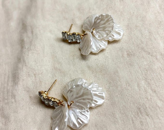 White Petal Drop Earrings