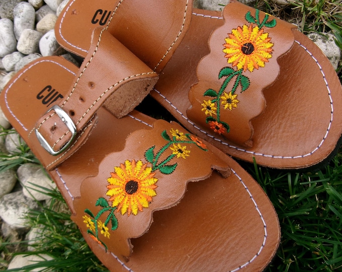 Women’s Brown Embroidered Sunflower Sandals