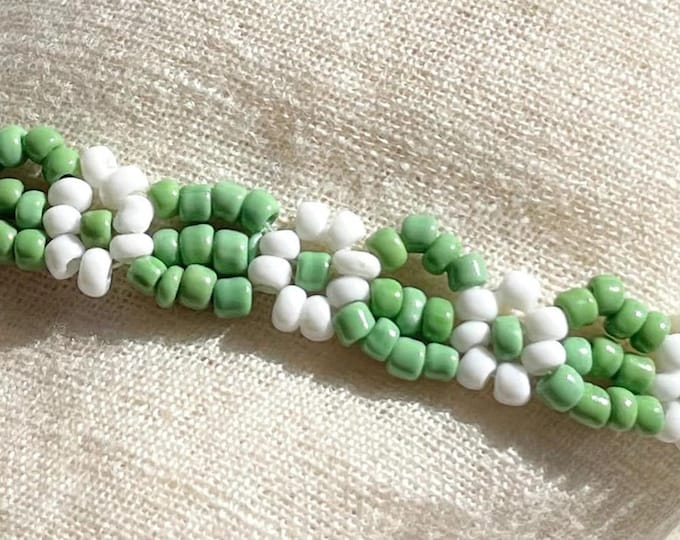 Green White Beaded Bracelet