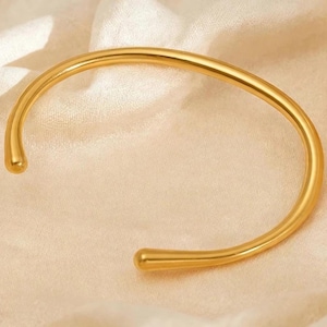 Aura Gold Bracelet