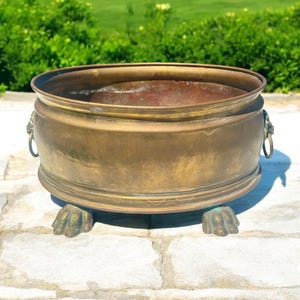 32cmBrass Jardiniere /planter With Lion Head Handle And Lion Feet
