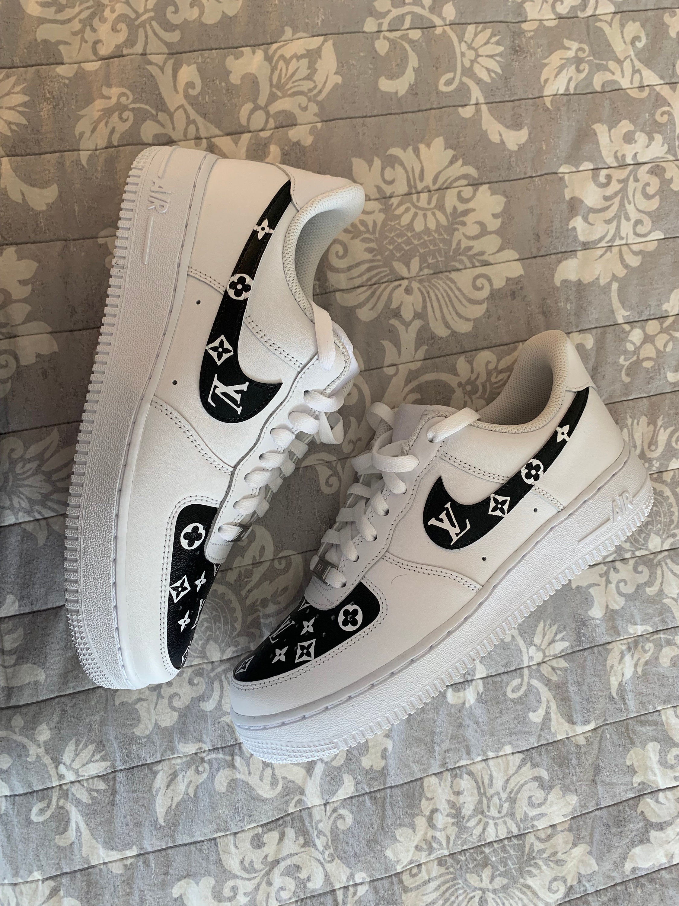 custom painted airforce 1