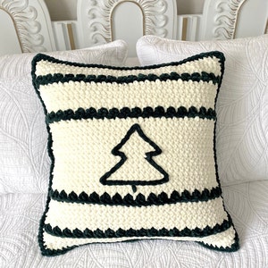 The Wonderland Pillow Crochet Written Pattern