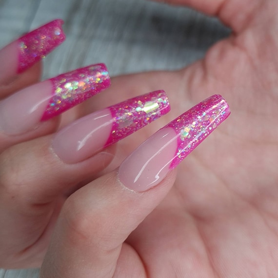Prensa de manicura francesa rosa brillante en las uñas con - Etsy México