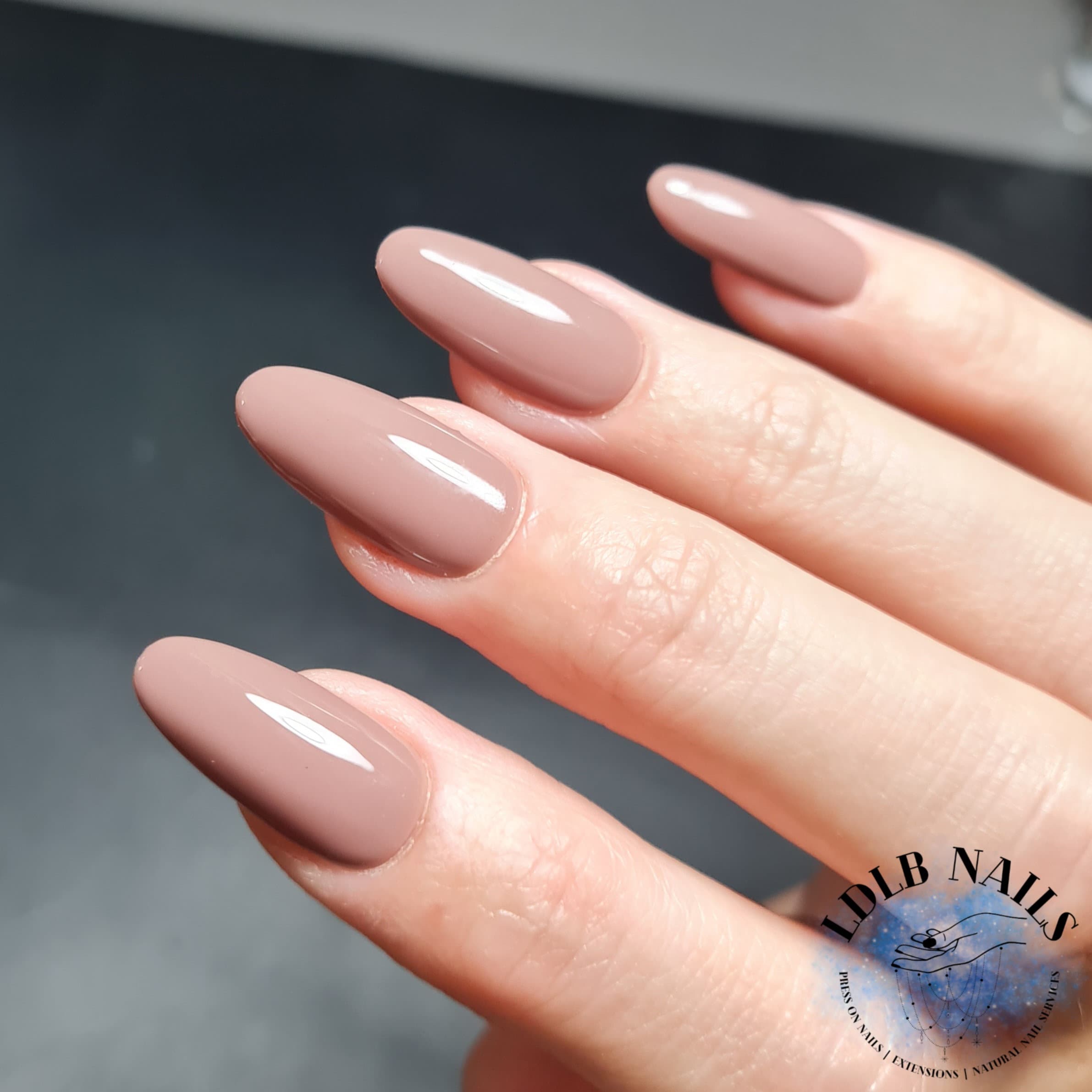 Taupe Nails -  UK