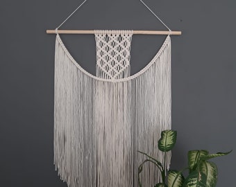 Macrame Wall Hanging, Bedroom Wall Hanging, Boho Wall Decor, Wall Tapestry, Housewarming gift, valentine's day gift